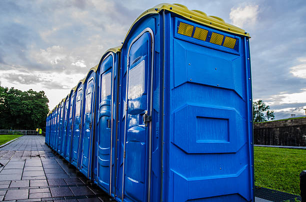 Best Emergency porta potty rental  in Hialeah, FL
