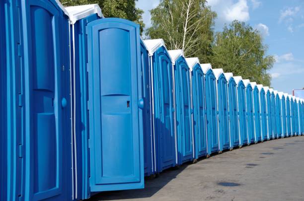 Best Portable restroom trailer rental  in Hialeah, FL